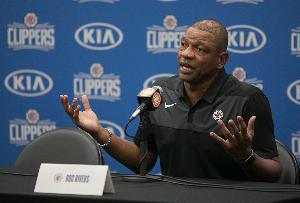 美记：里弗斯在快船时期建立的隔离圈导致了球队的毒性文化